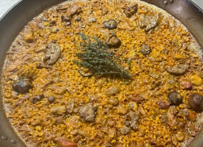 Paella de pato y foie